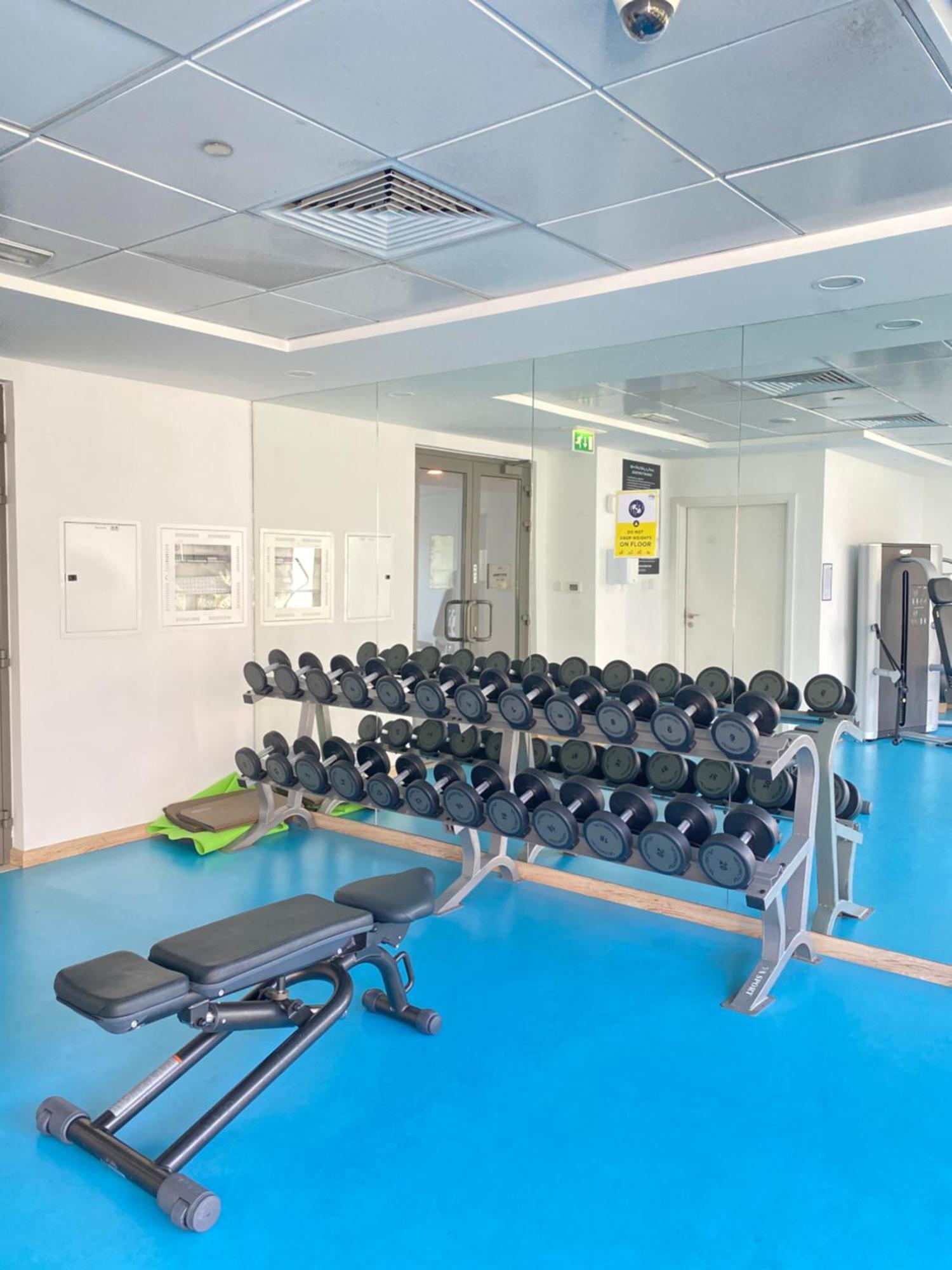 Appartement Lovely Calm 3br Easy Accessibility To With Huge Balcony And Pool View Town Square Dubai
